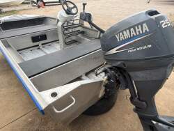 Morningstar 3.8 M3 Cracking 2025 with 4 stroke yamaha motor