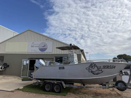 Marineline Centre Console 6m plate with SeaKeeper Ride system