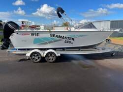 Stacer 589 Sea Master SE Premium Near-New Fishing and Family Package