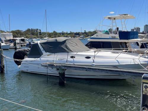 Sunrunner 3700LE Relaxed Weekends Afloat with Bow Thruster &amp; Generator