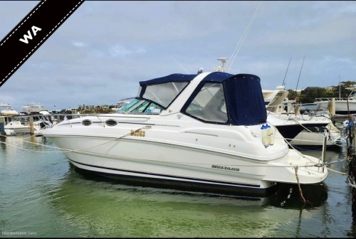 Mustang 3200 Sportscruiser 2001 model twin 4.3L 220hp Mercruisers
