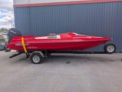 Custom Moritz 6000 ski boat