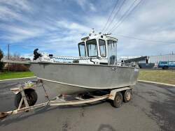 Hampton 5.2m CC, Twin Yamaha 4 Strokes