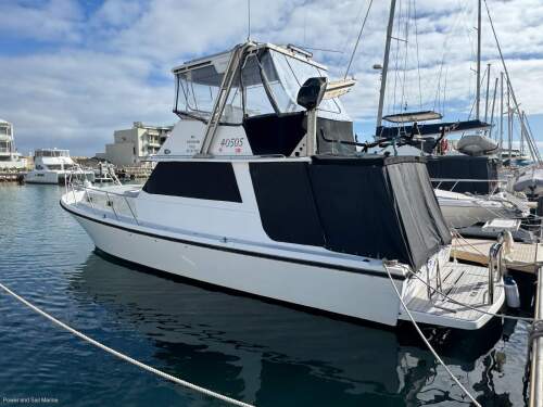 Northshore 37 Flybridge Cruiser Bow Thruster, Generator &amp; Davit